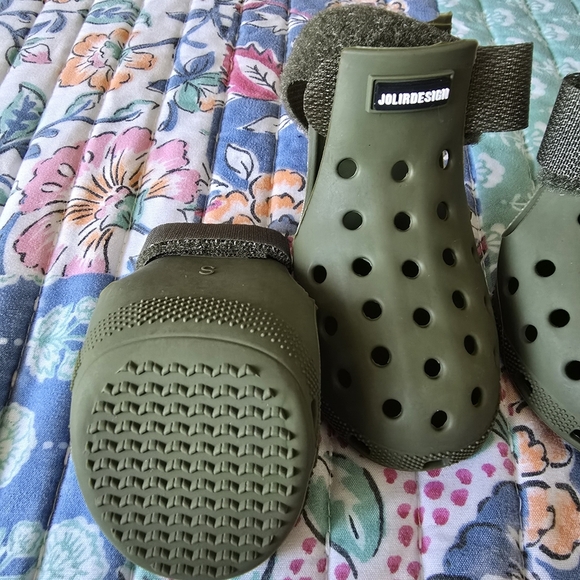 Green Dog Paw Protectors - Picture 2 of 5